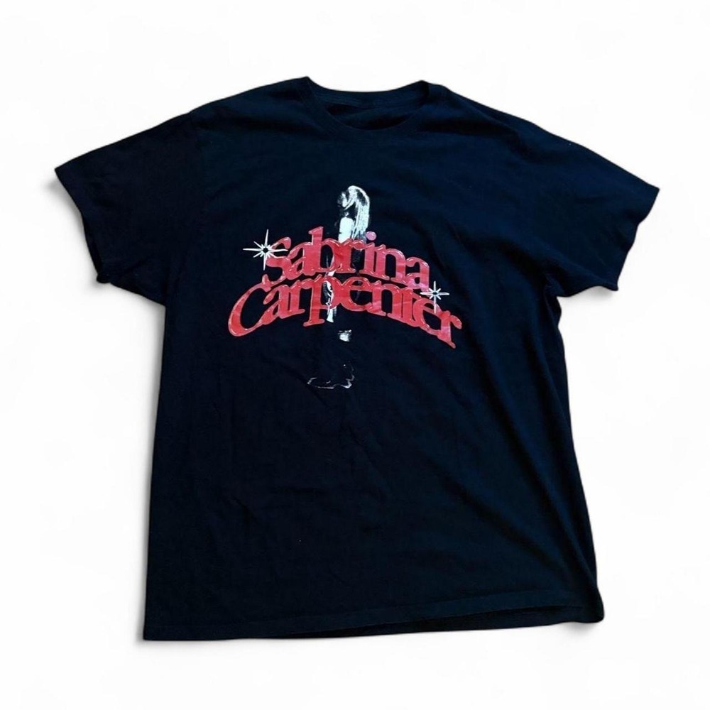 Sabrina Carpenter Black Graphic T-Shirt Womens Large Red Logo Pop Music Merch